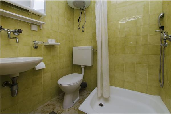 Apartment A1, for 5 persons