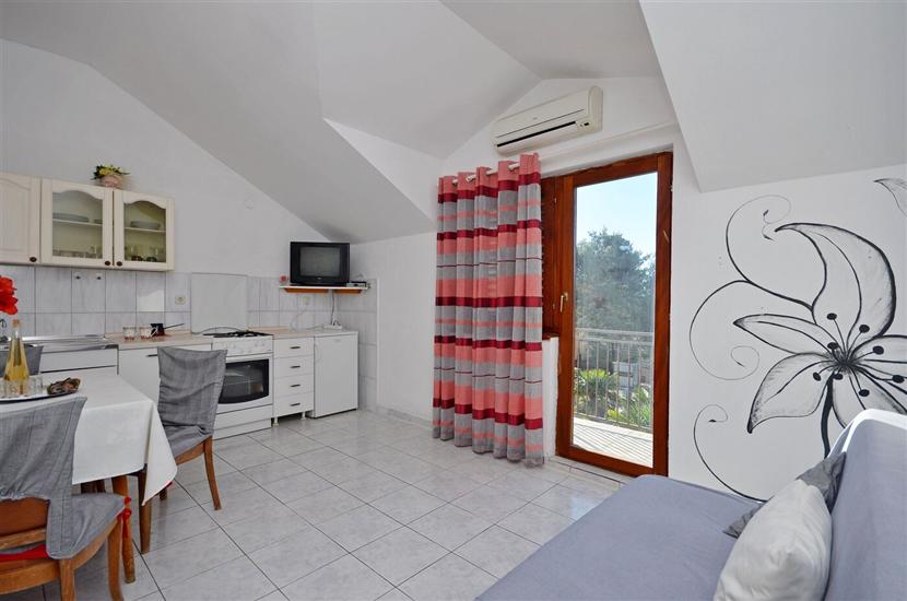 Apartment A1, for 3 persons