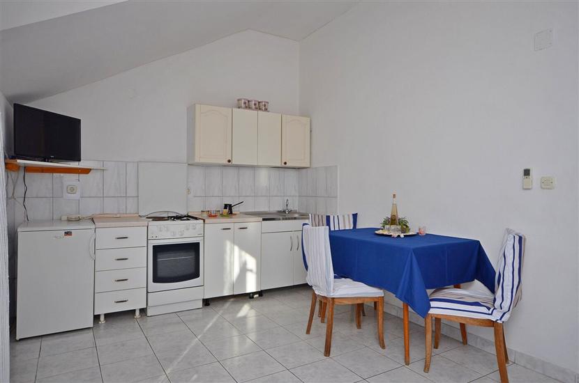 Apartment A2, for 3 persons