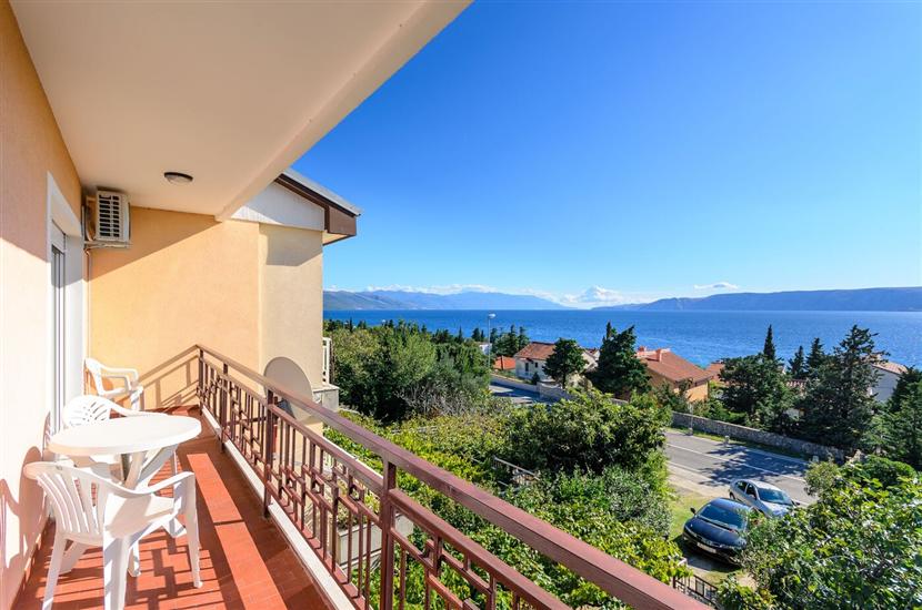 Apartment A1, for 6 persons