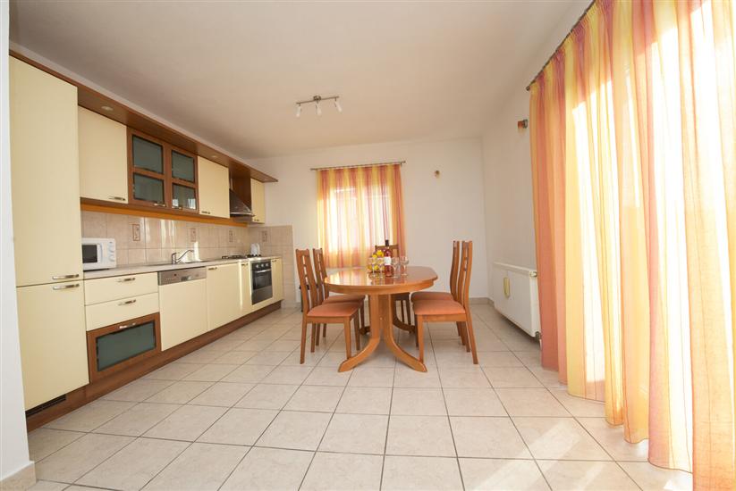 Apartment A3, for 4 persons