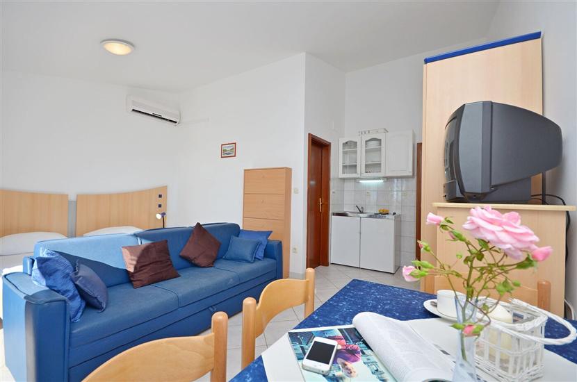 Apartment A6, for 3 persons