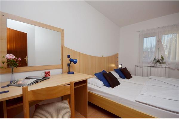 Apartment A7, for 5 persons