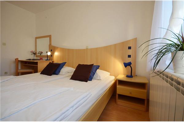 Apartment A7, for 5 persons