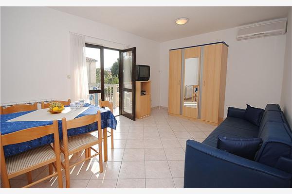 Apartment A7, for 5 persons
