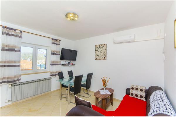 Apartment A1, for 3 persons