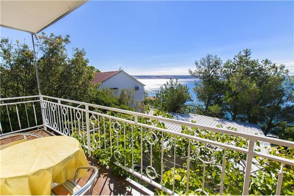 Apartment A1, for 6 persons