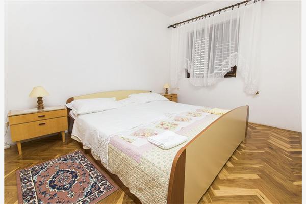 Apartment A1, for 6 persons