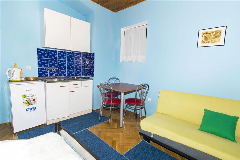 Apartment A1, for 3 persons