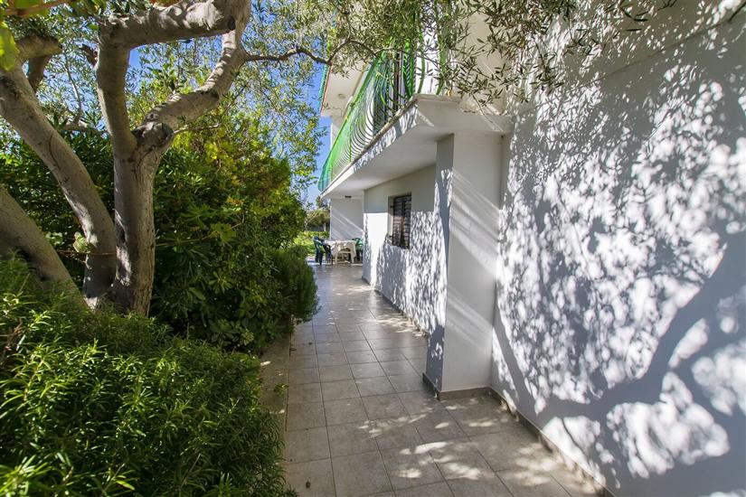 Apartment A5, for 5 persons