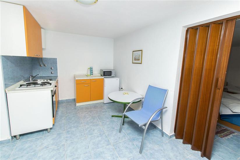 Apartment A5, for 5 persons