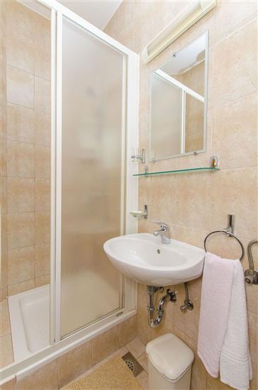 Room S6, for 2 persons