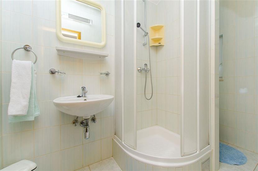 Room S13, for 2 persons