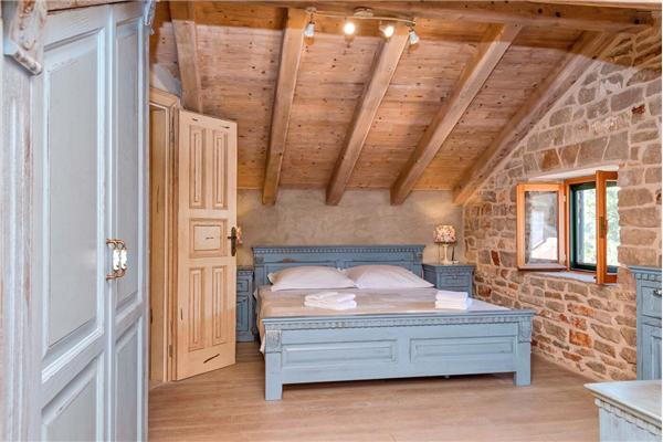 House K1, for 10 persons