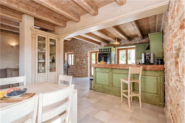 House K1, for 10 persons