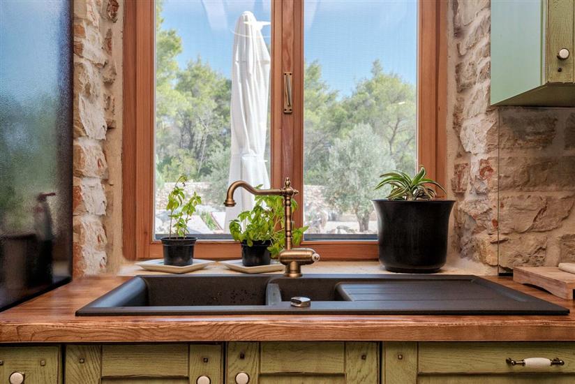 House K1, for 10 persons