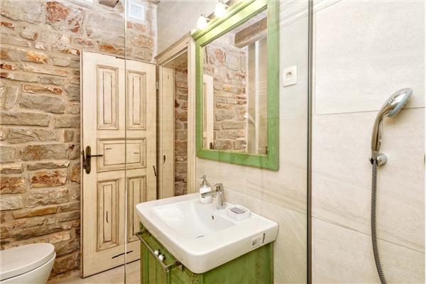 House K1, for 10 persons