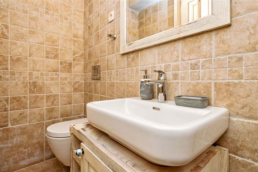 House K1, for 10 persons