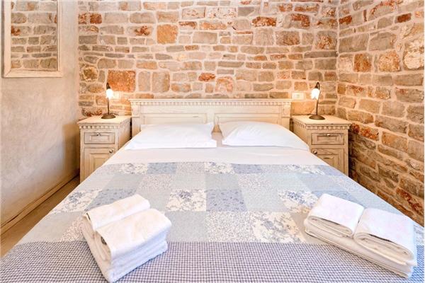 House K1, for 10 persons