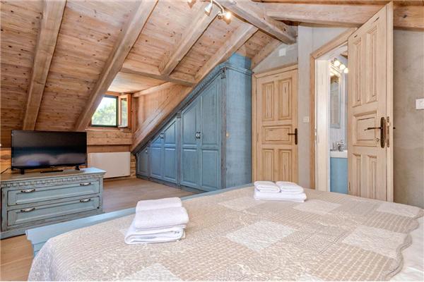 House K1, for 10 persons