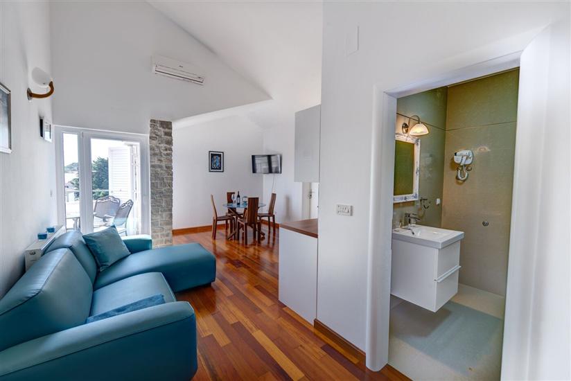 Apartment A4, for 4 persons