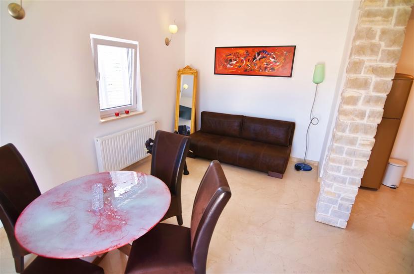 Apartment A5, for 4 persons