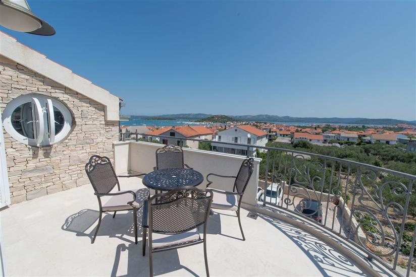 Apartment A5, for 4 persons