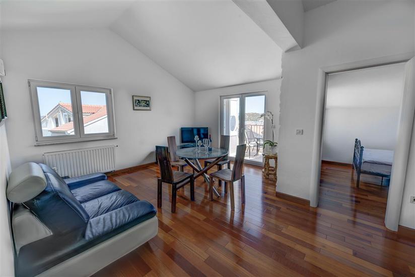 Apartment A6, for 4 persons