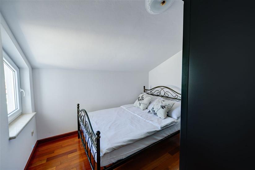 Apartment A6, for 4 persons