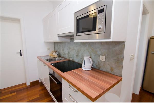 Apartment A7, for 4 persons