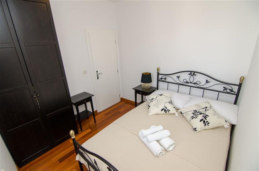 Apartment A7, for 4 persons