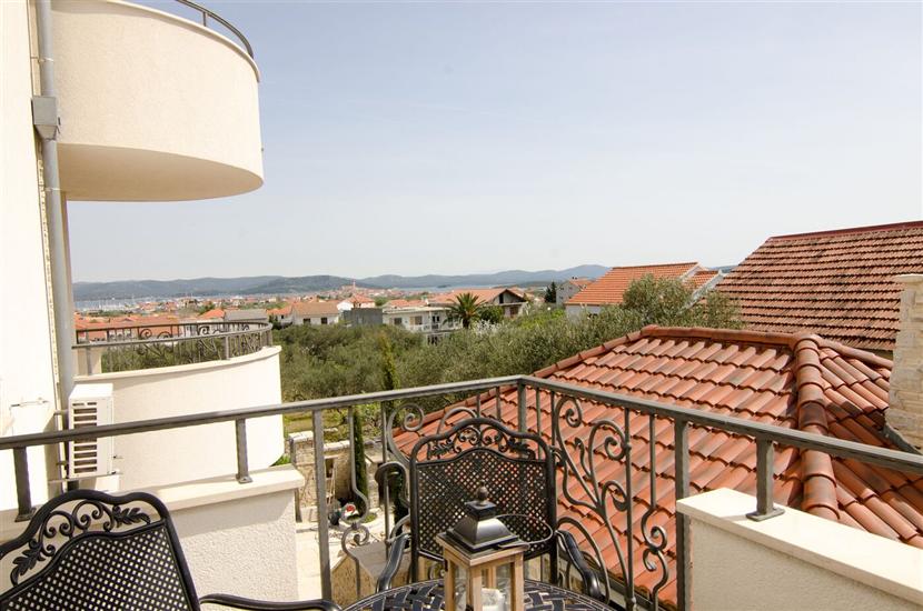 Apartment A7, for 4 persons