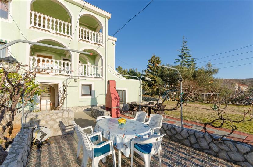 Apartment A3, for 5 persons