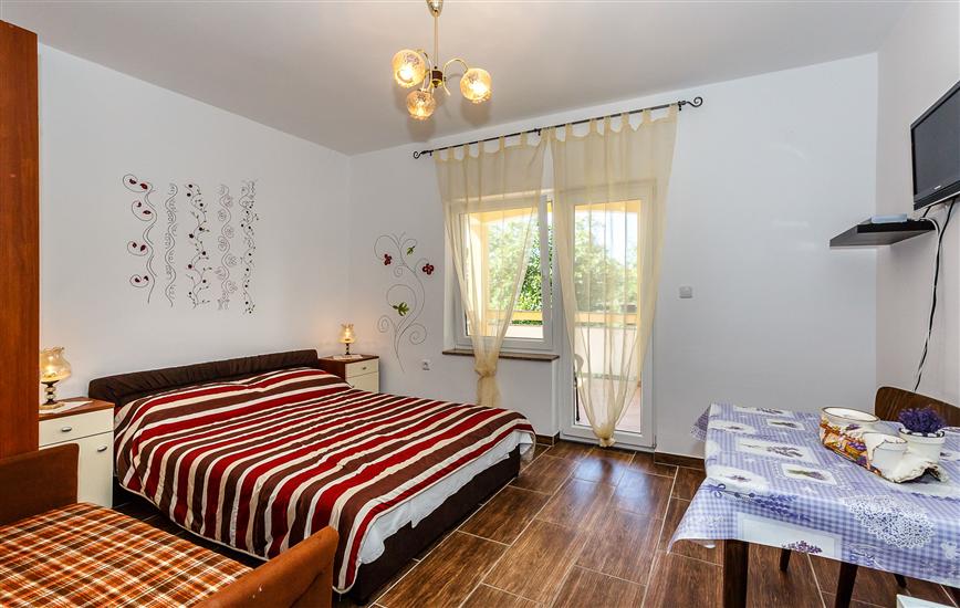 Apartment A1, for 3 persons