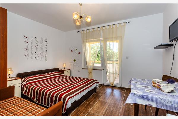 Apartment A1, for 3 persons