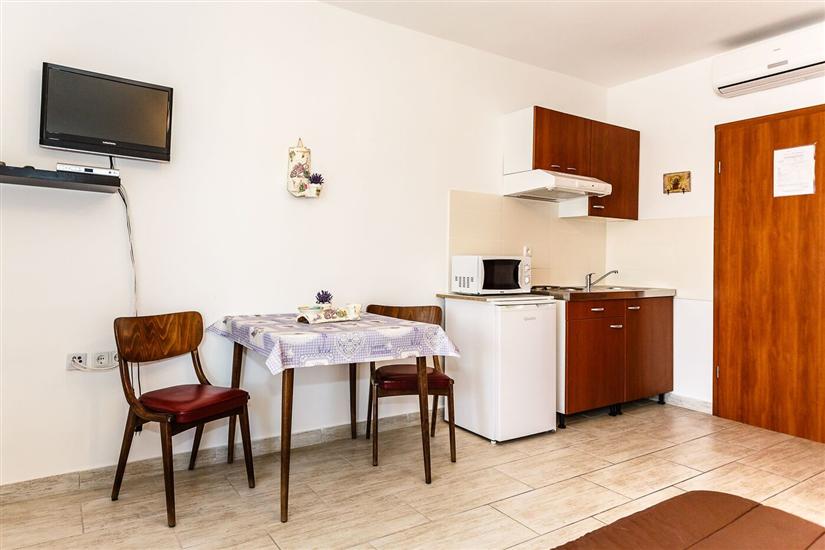 Apartment A4, for 3 persons