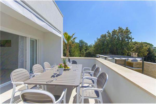 Apartment A1, for 8 persons