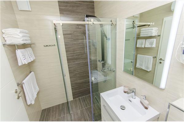 Apartment A1, for 8 persons