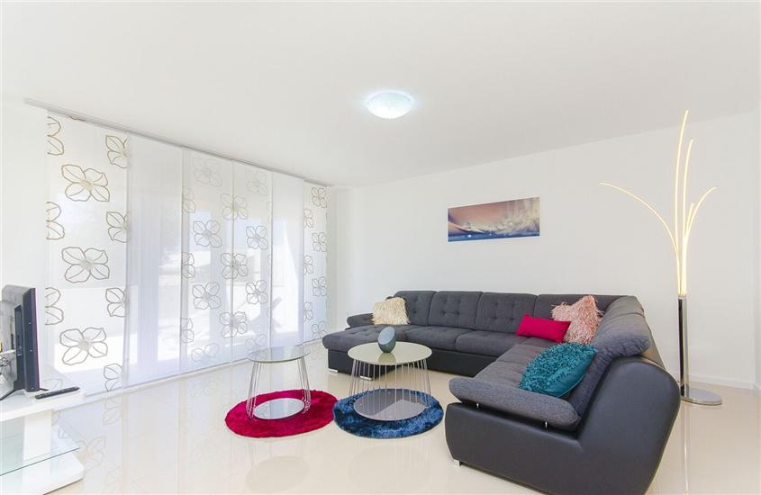 Apartment A1, for 8 persons