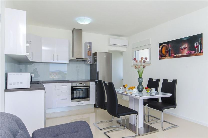 Apartment A3, for 6 persons