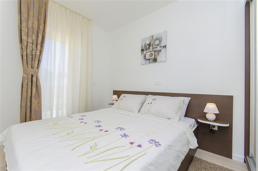 Apartment A3, for 6 persons