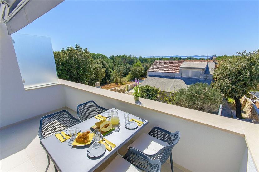 Apartment A2, for 5 persons