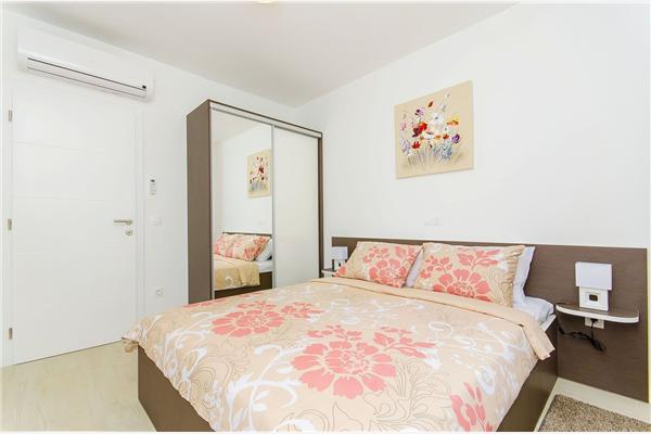 Apartment A2, for 5 persons