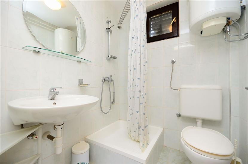 Apartment A2, for 4 persons