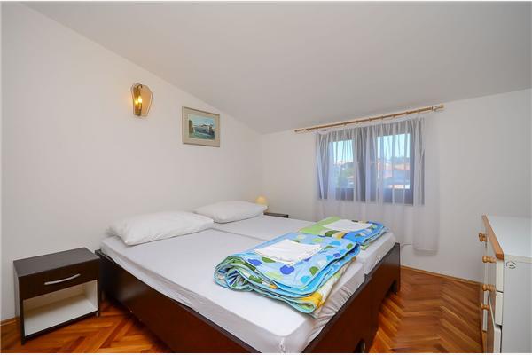 Apartment A3, for 5 persons
