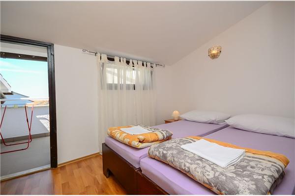 Apartment A3, for 5 persons