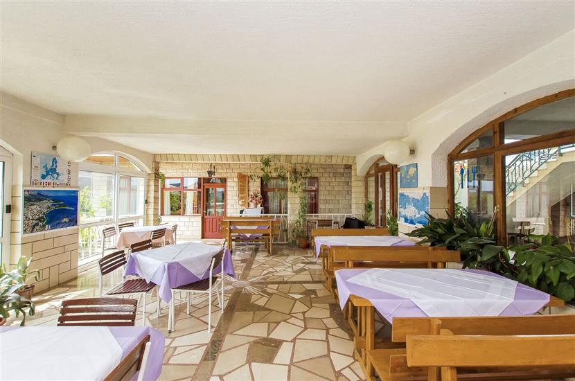 Apartment and Rooms Ivan