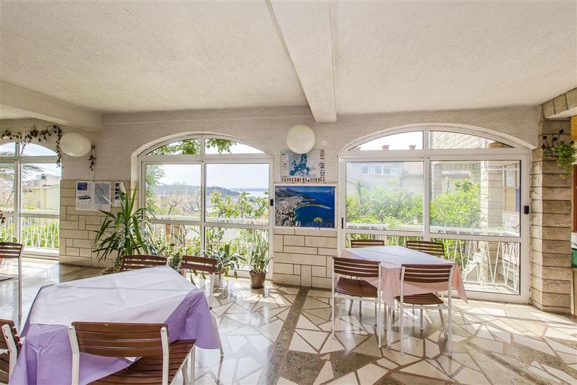 Apartment and Rooms Ivan