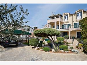 Appartements Ivan by the sea Vodice, Superficie 70,00 m2, Distance (vol d'oiseau) jusque la mer 10 m