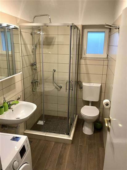 Apartment A1, for 7 persons